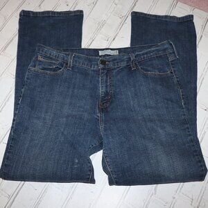 👖 Levi’s 515 Bootcut Jeans – Size 16M Light Wash | Stretch Denim | Mid-Rise Fit